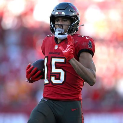 Jalen McMillan mantém bom desempenho e impressiona na temporada de 2025