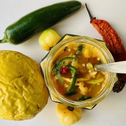 Maracujá da raiva substitui morango do amor em nova tendência gastronômica