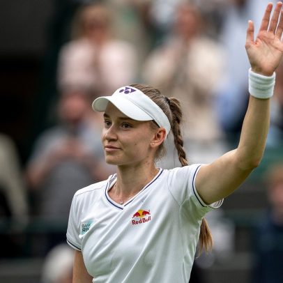 Rybakina avança e enfrenta Sakkari, enquanto Bencic e Kenin se classificam