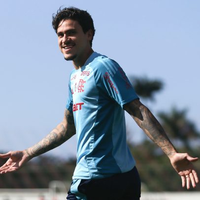 Pedro retorna ao Flamengo sem diálogo com Filipe e se destaca em treino