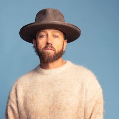 tobyMac conquista o primeiro lugar nas paradas de música cristã com nova canção