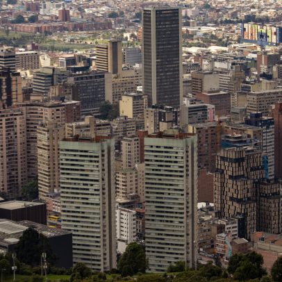 Custos de construção na América Latina podem aumentar com tarifas de Trump