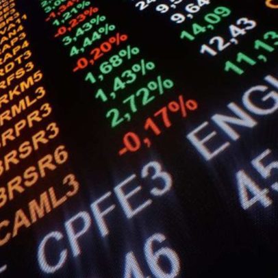 Ibovespa oscila com incertezas sobre tarifas e foco na inflação brasileira