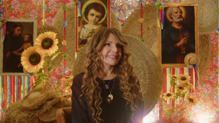 Elba Ramalho na série documental 'São Julhão — O Nordeste em festa' — Foto: Divulgação/Globoplay