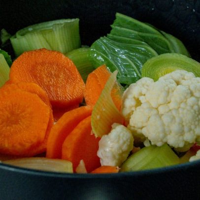 Cozinhe legumes no vapor para garantir crocância, sabor e nutrientes essenciais