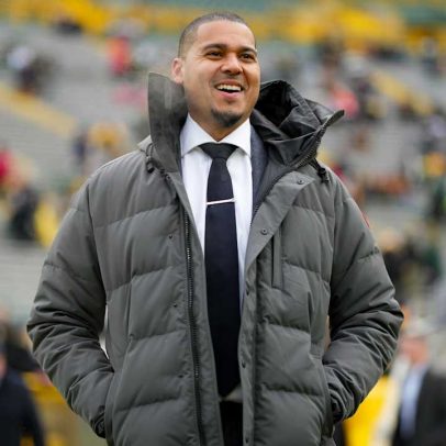 Bears renovam contrato com o gerente geral Ryan Poles até a temporada de 2029