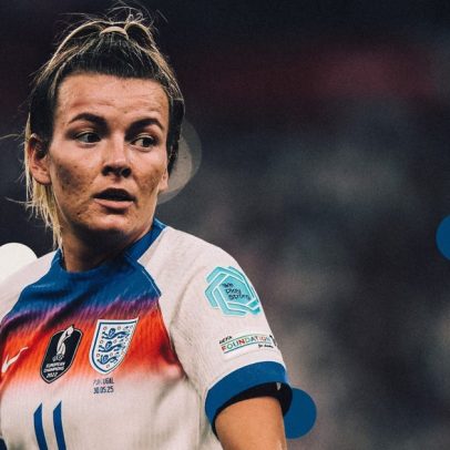 Lauren Hemp é reconhecida como jogadora de classe mundial pela Inglaterra