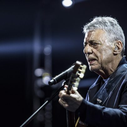 Justiça determina remoção de vídeo com música de Chico Buarque em perfis de direita