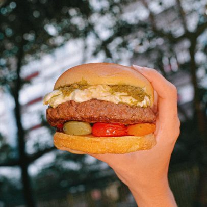 T.T. Burger reinaugura loja no Leblon com edição especial do T.T. Convida