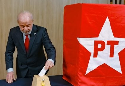 Uma urna foi levada ao hotel onde o presidente Lula está hospedado no Rio para ele participar da votação interna do PT (Foto: Ricardo Stuckert)