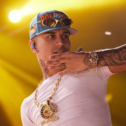 Rapper se destaca entre os artistas mais ouvidos do Brasil na última semana