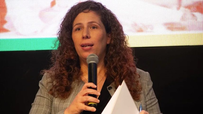 Objetivo do governo é colocar 'os pobres dentro do orçamento e os ricos dentro do imposto de renda', diz ministra Esther Dweck (Foto: Divulgação/Ministério da Gestão e Inovação em Serviços Públicos)