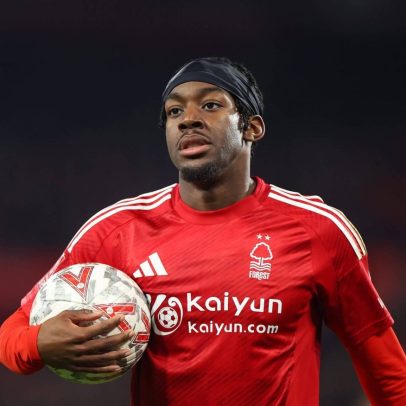Newcastle intensifica negociações para contratar Anthony Elanga do Nottingham Forest