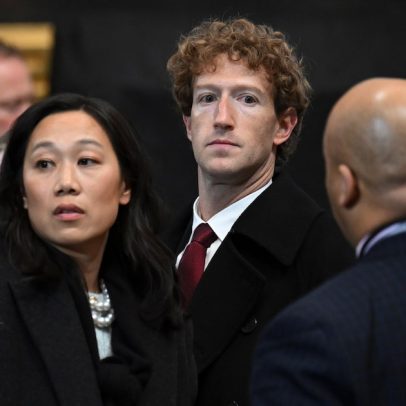 Zuckerberg altera direção de sua fundação filantrópica após aliança com Trump