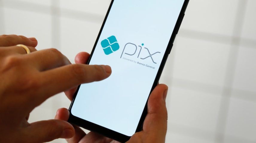 Argumento para defender o Pix é considerado o 'mais fácil' pelo governo brasileiro (Foto: Adobe Stock)
