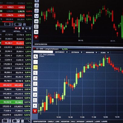 Seis ações se destacam na Bolsa brasileira durante correção recente do mercado