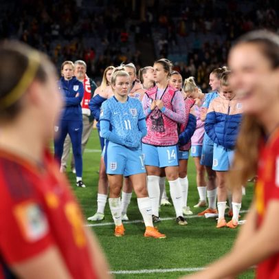 Histórico de semifinais anima Inglaterra em busca de título no torneio