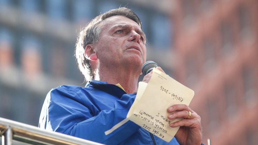 O ex-presidente Jair Bolsonaro responsabiliza o governo Lula pelo tarifaço dos EUA (Foto: Felipe Rau/Estadão)