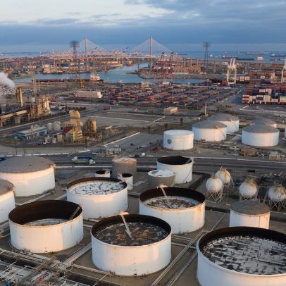 Petroleiras enfrentam previsão de menor lucro trimestral em quatro anos, dizem analistas