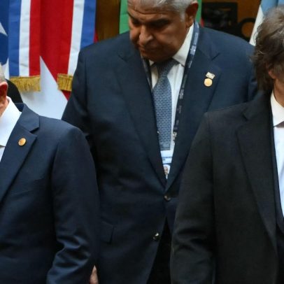 Argentina reafirma busca por liberdade enquanto Milei passa comando do Mercosul a Lula