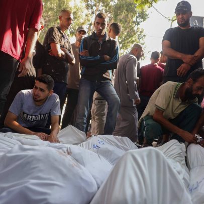 Ataque israelense atinge família em Gaza enquanto dormia, afirmam palestinos
