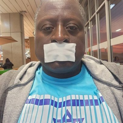 Deputado bolsonarista é removido de acampamento e mantém 'jejum de palavras'