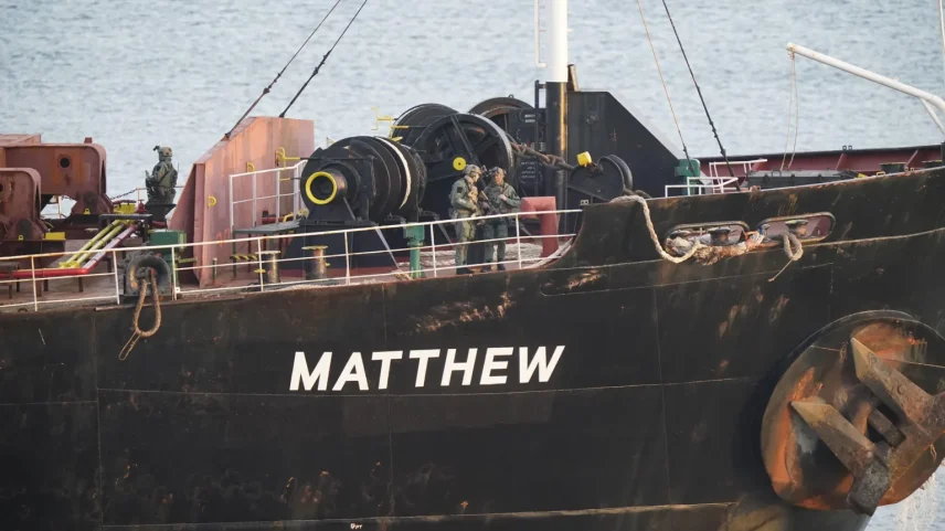 A cocaína apreendida do MV Matthew, um graneleiro registrado no Panamá, tinha um valor estimado de mais de €157 milhões (£135 milhões) (Foto: PA Media)