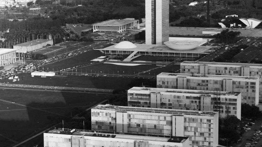 Vista aérea do Congresso Nacional e a Esplanada dos Ministérios, em Brasília (DF) (Foto: Getty Images)