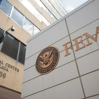 FEMA libera recursos para estados detiverem imigrantes indocumentados