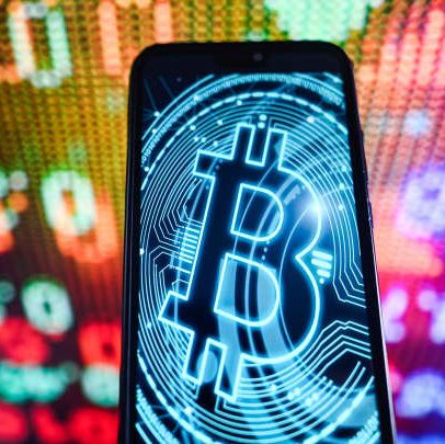 Investidores projetam alta do bitcoin e novos recordes na segunda metade do ano