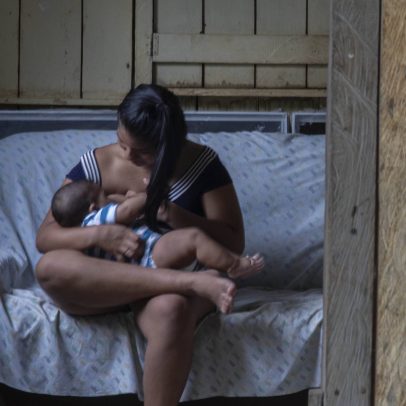 1 em cada 23 adolescentes brasileiras dá à luz anualmente, aponta estudo recente
