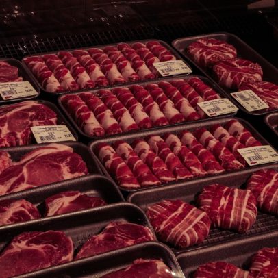 Carne deve ter aumento de preço no Brasil devido ao tarifaço econômico