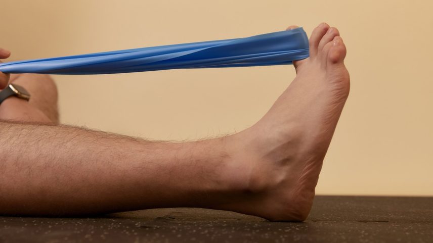 Aprenda como deixar os pés fortes (Foto: NYT)