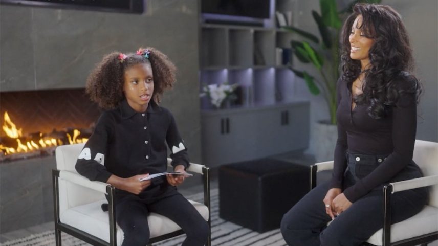 Ciara sentou-se para uma entrevista com sua filha, Sienna, para falar sobre seu próximo álbum 'CiCi' e mais para a 'Billboard Family.' (Foto: Reprodução)