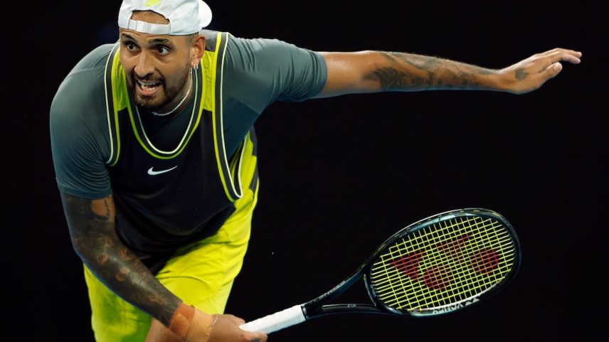 Nick Kyrgios, da Austrália, em ação durante seu partido de primeira rodada contra o britânico Jacob. (Foto: REUTERS)
