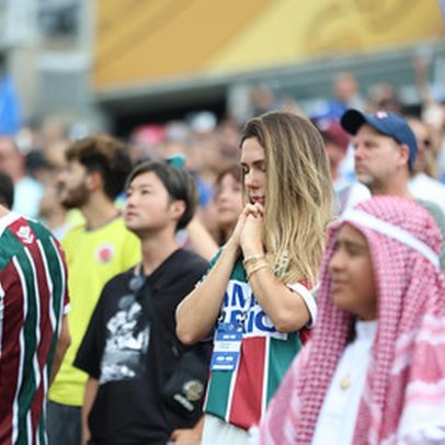 Carol Portaluppi reza e revela susto após vitória emocionante do Fluminense