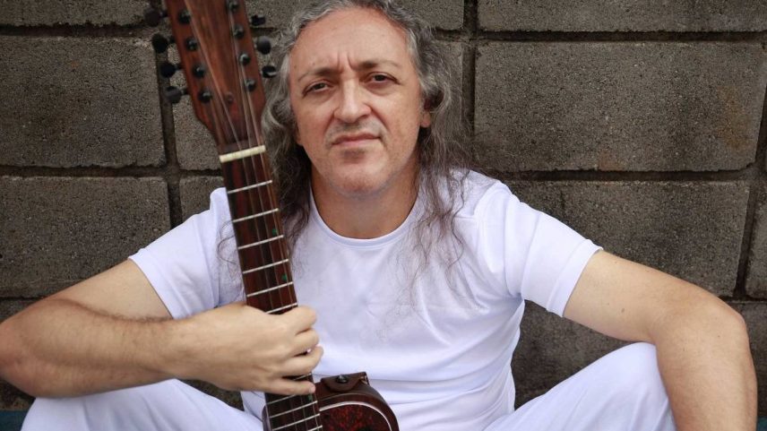 Ricardo Vignini, violeiro, compositor, arranjador e pesquisador paulistano (Foto: Divulgação)
