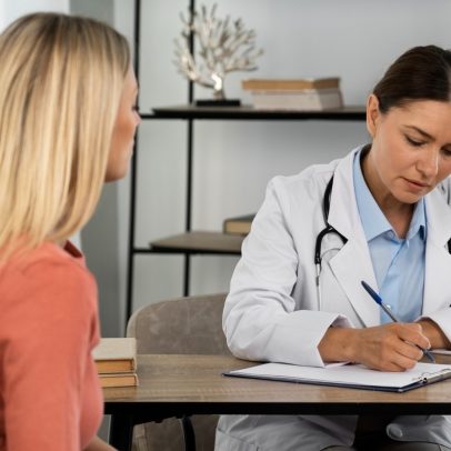 Médicos desvendam 10 mitos sobre menopausa, libido e alimentação na calorosa estação