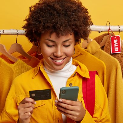 Chat e live-commerce transformam vendas e interações no Brasil