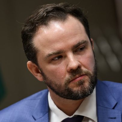 IOF é criticado, mas considerado a única alternativa viável pela Fazenda