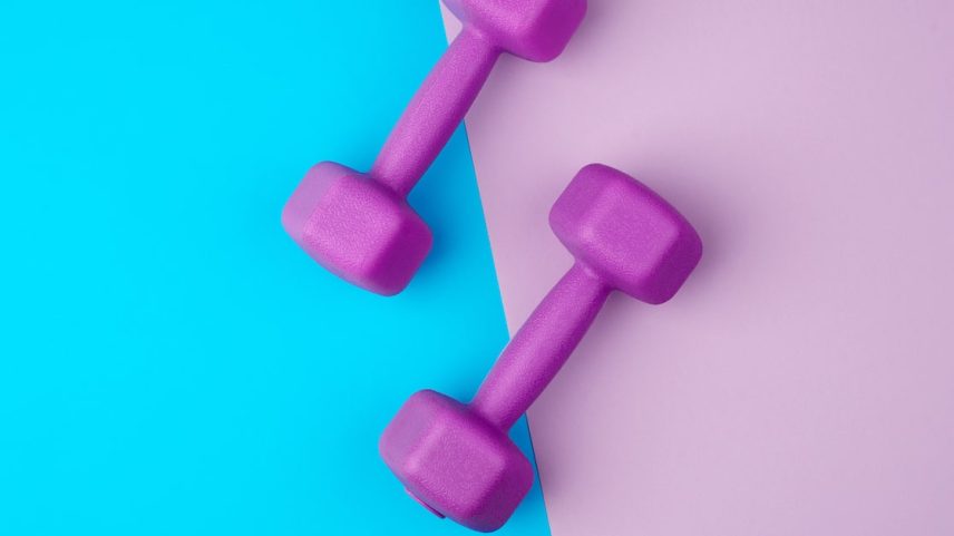 Não é preciso investir em uma frequência alta de treino para ver o corpo mudar (Foto: nndanko/Adobe Stock)