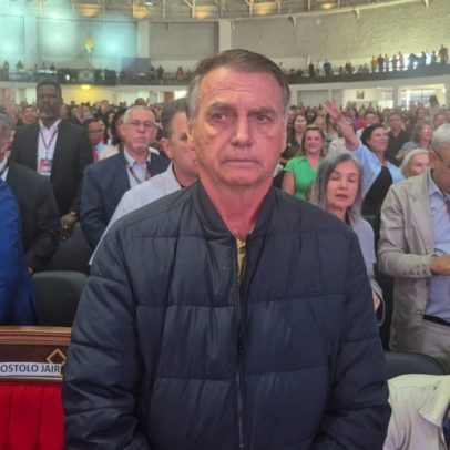 Bolsonaro adota choro e culto em novo movimento político cauteloso