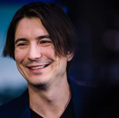Robinhood registra alta de 175% em 2023, liderando ações de tecnologia nos EUA