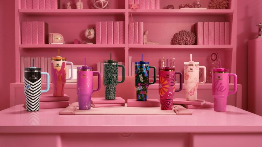 Barbie e Stanley: copos da nova coleção celebram 65 anos da boneca (Foto: Divulgação/Stanley)