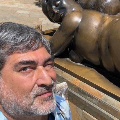 Medellín se destaca como um polo cultural com seus museus e galerias de arte