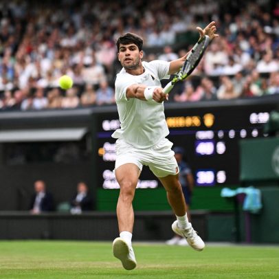 Alcaraz vira jogo, Brasil quebra tabu e polêmica marca dia 7 em Wimbledon