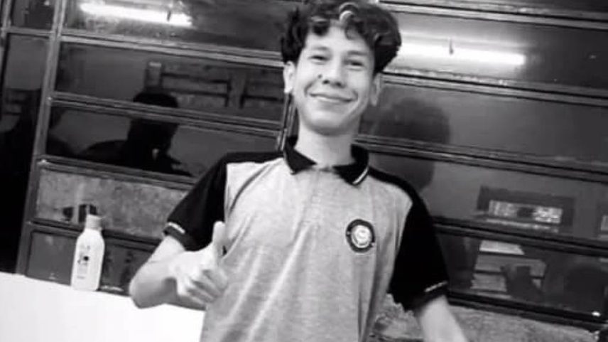 Estudante Fernando Vilaça da Silva, 17, morto após ser espancado (Foto: Reprodução)