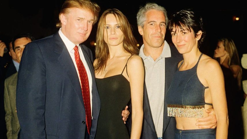 Maus tempos: fotos de Trump com Epstein (acima, com as namoradas na época, Melania e Ghislaine Maxwell) incomodam o presidente (Foto: Davidoff Studios/Getty Images)