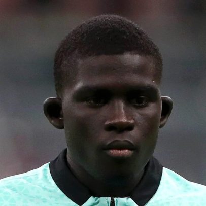 West Ham fecha acordo com Slavia Praga para contratar El Hadji Malick Diouf