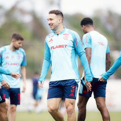 Flamengo busca reverter crises e retomar bom desempenho em campo
